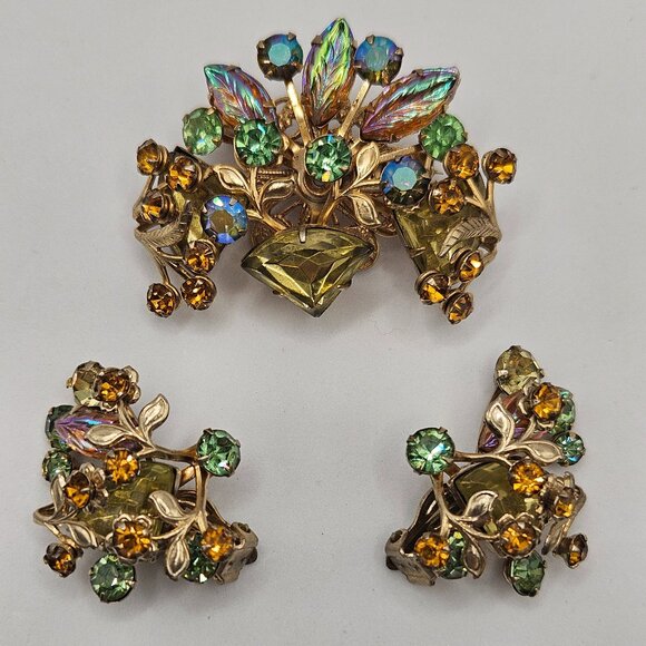 Jewelry - #3 Vintage Beautiful Brooch and Clip Earrings Set